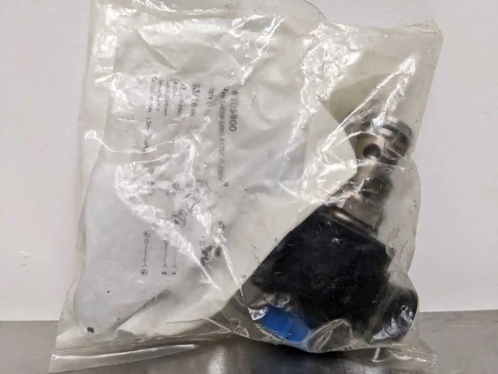 Rexroth 37148 Solenoid Valve 24, VDC, 0-230V, AC/DC Lutze 705800, L-V20-5800