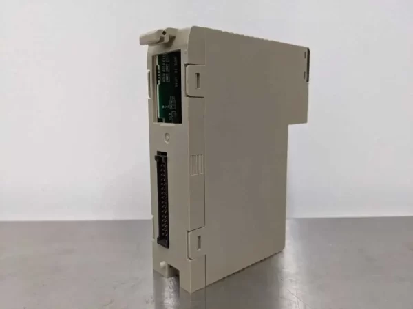 C200H-ID216, Omron, Input Module