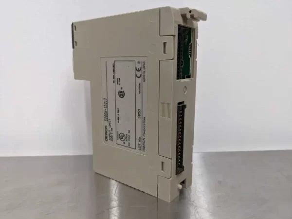 C200H-ID216, Omron, Input Module