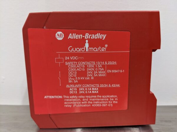 440R-ZBL220Z24, Allen-Bradley, Guardmaster Safety Relay