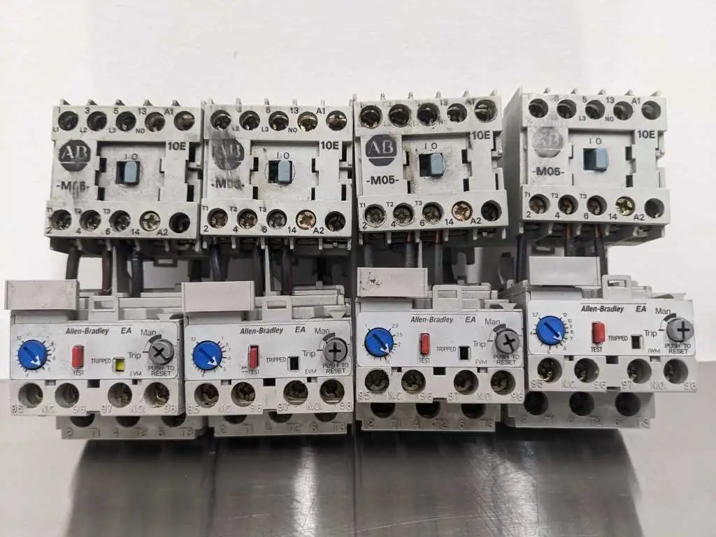 Allen-Bradley 193-EA2DB (2) 193-EA2CB 193-EA1FB (4) 100-M05NZ3 Contactor and Overload Relay Lot