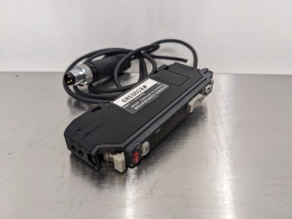 FS-V32, Keyence, Fiber Optic Photoelectric Sensor Amplifier 2632 6 Keyence FS V32