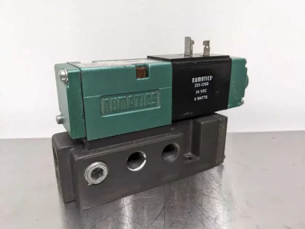 225-239B, Numatics, Solenoid Valve with Block