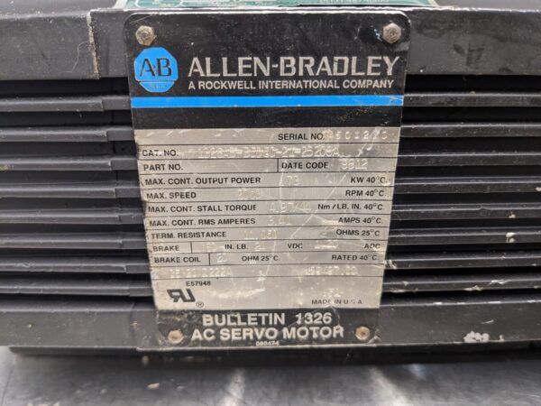 1326AB-B505C-21-25208A, Allen-Bradley, Servo Motor 2668 7 Allen Bradley 1326AB B505C 21 25208A