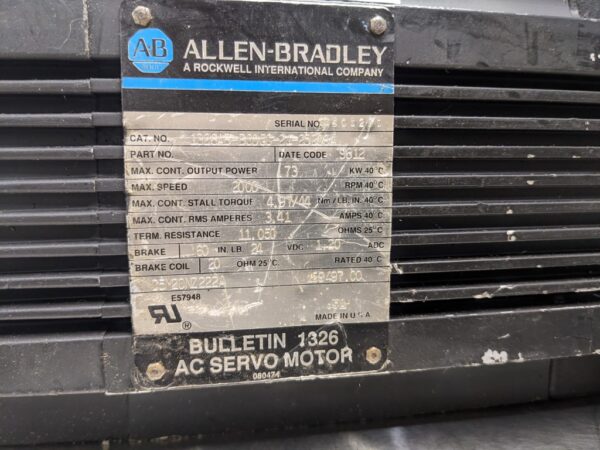 1326AB-B505C-21-25208A, Allen-Bradley, Servo Motor 2668 8 Allen Bradley 1326AB B505C 21 25208A