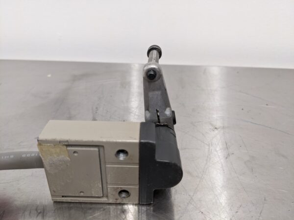 D4C-1620, Omron, Limit Switch