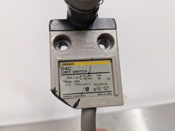 D4C-1620, Omron, Limit Switch 2679 5 Omron D4C 1620