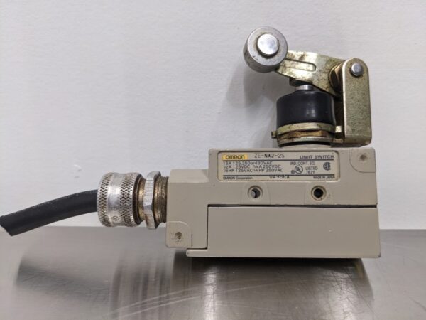 ZE-NA2-2S, Omron, Limit Switch