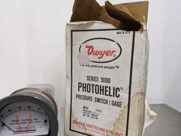 3080, Dwyer, Photohelic Pressure Switch Gage