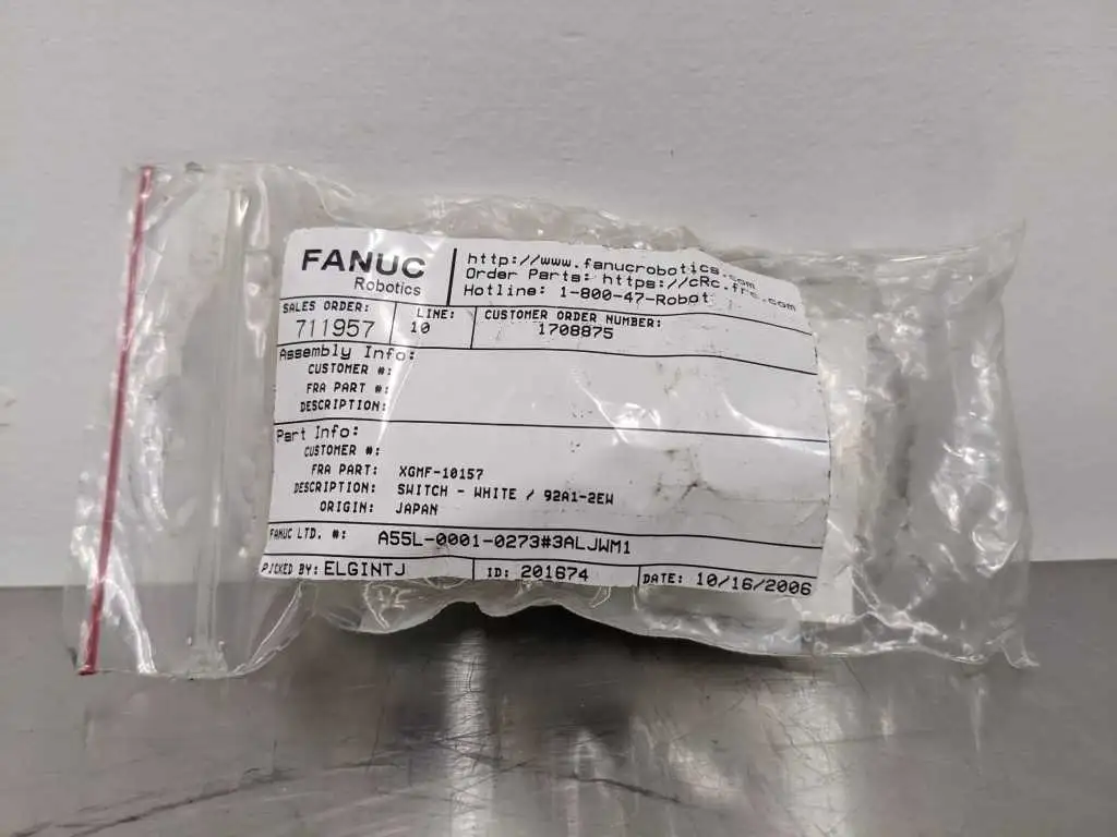 Fanuc A55L-0001-0273#3ALJWM1 2 Lights, no switch XGMF-10157 92A1-2EW