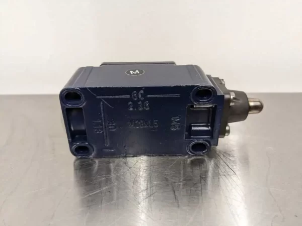 ZS 332-11Y-1560, Schmersal, Limit Switch