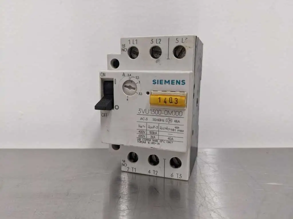 Siemens 3VU1300-0MJ00 Motor Starter Protector 3, 8, 18, 22HP