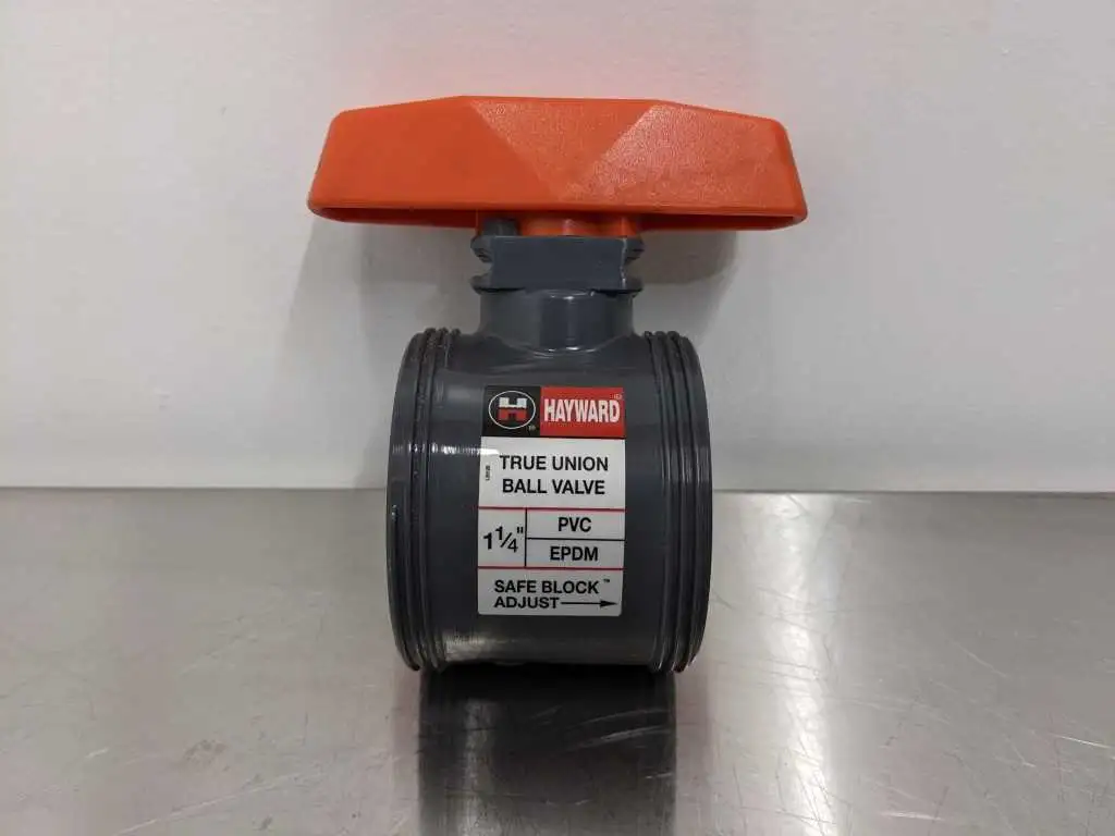 Hayward 1 1/4″ True Union Ball Valve 1 1/4″ PVC EPDM