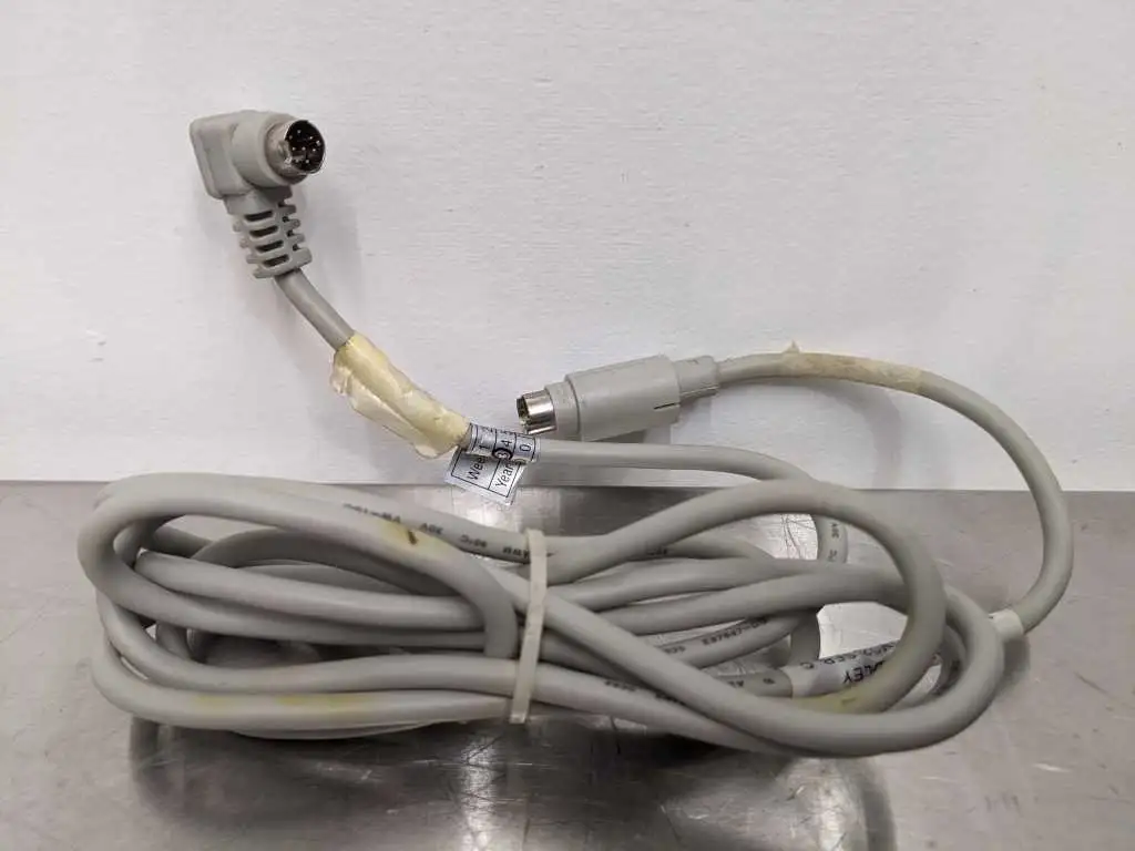 Allen-Bradley 1761-CBL-HM02 HHP Cable Ser C