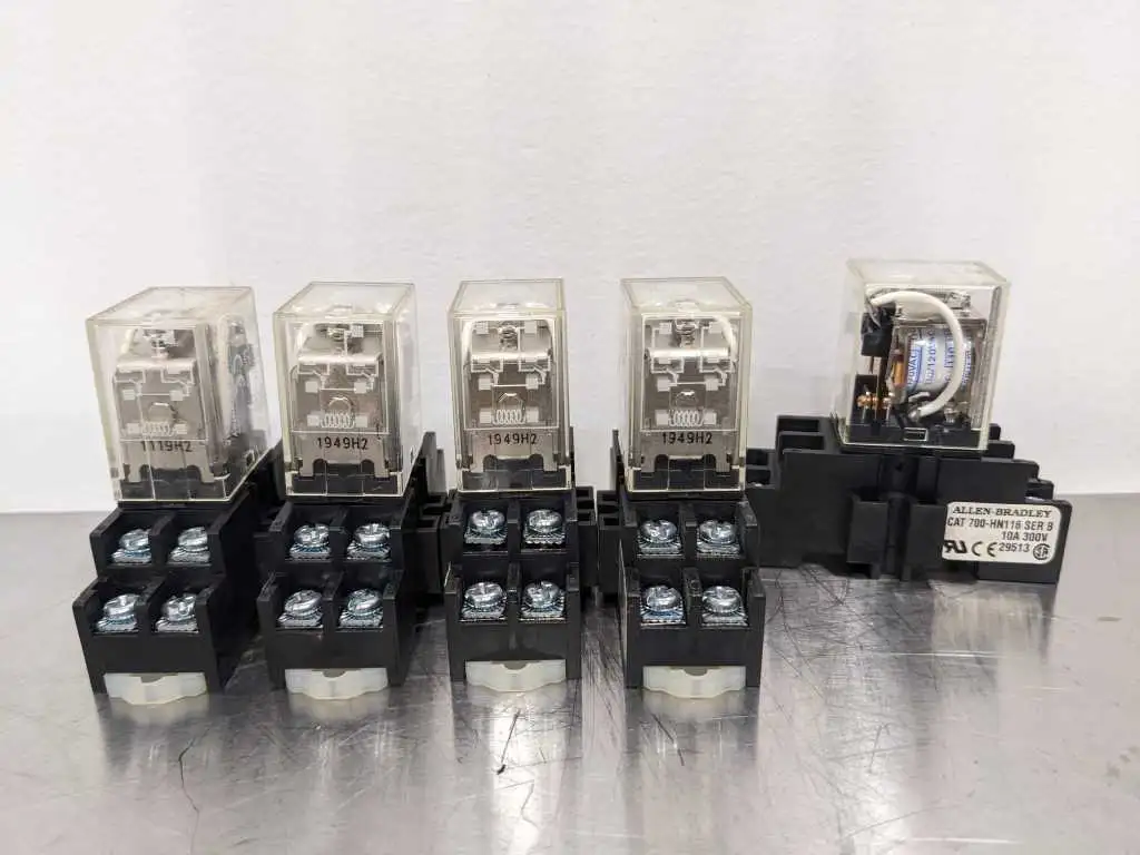 5 Pack Allen-Bradley 700-HF32A1 Relay with Socket Base 700-HN116 120 VAC 10A