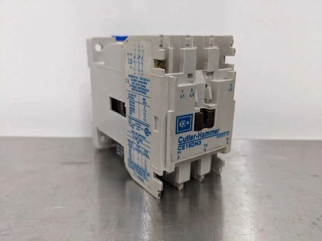 Cutler-Hammer CE15DN3 Starter Contactor Ser B1 600, VAC