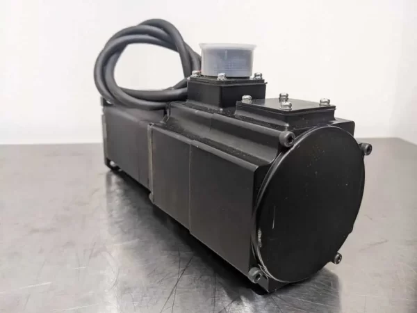 BL-MCA24E-30SN, Okuma, Servomotor