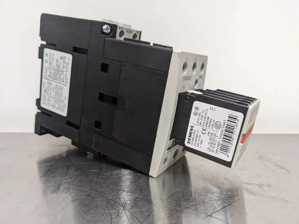 Siemens 3RT1035-1QB44-3MA0 Power Contactor w/ 3RT1926-1NB00 3RH1921-1HA22-3AA1