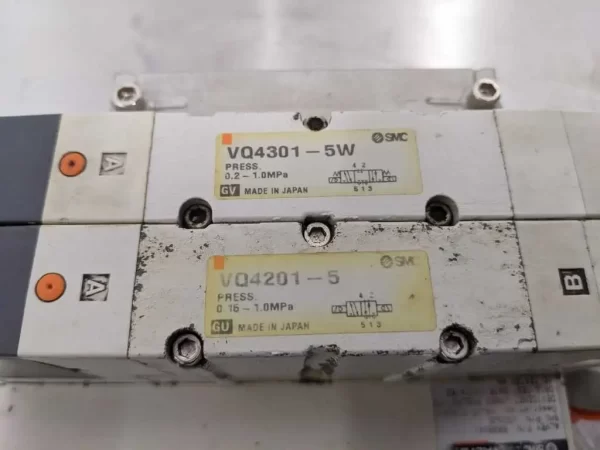 8000641, SMC, Pneumatic Valve Manifold Block