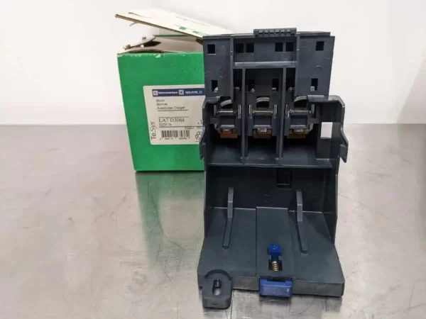 LA7 D3064, Square D, Thermal Overload Relay Terminal Block Adaptor