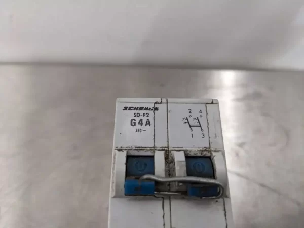 SD-82 G4A, Schrack - TE Connectivity, Circuit Breaker