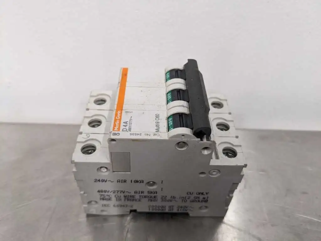 Merlin Gerin D4A Circuit Breaker Multi9 C60 3 Pole 24535