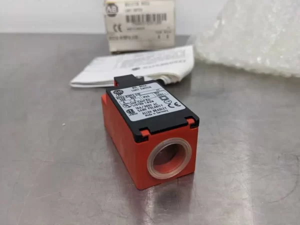 802A-B18P4-S10, Allen-Bradley, Limit Switch