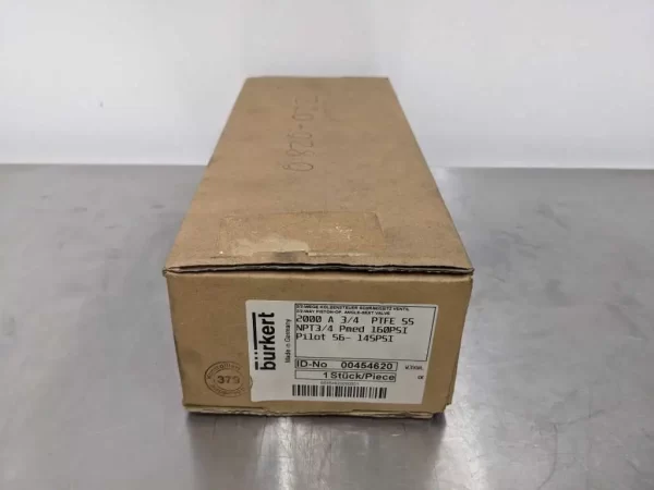 00454620, Burkert, 2 Way Piston Op Angle Seat Valve