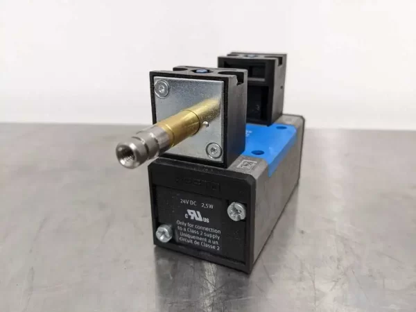 JMN1H-5/2-D-1-C, Festo, Solenoid Valve