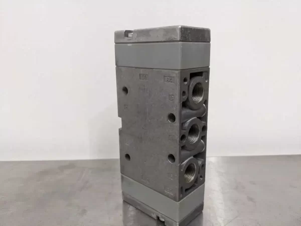 VL-5/3E-3/8-B, Festo, Pneumatic Valve