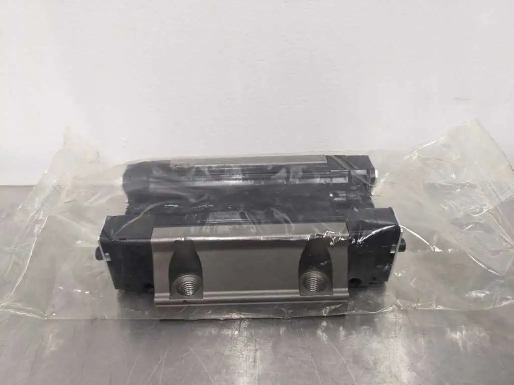 THK SHS35C1QZZZE Linear Guide Carriage Bearing Block UIE06270