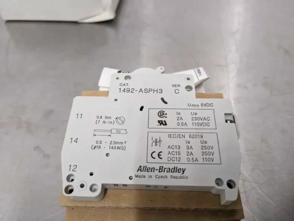 1492-ASPH3, Allen-Bradley, Auxiliary Switch