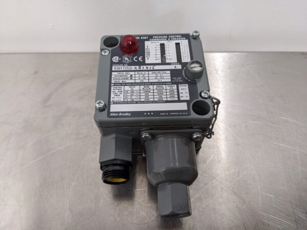 836T-T253JX81X15, Allen-Bradley, Pressure Control Switch 3269 2 Allen Bradley 836T T253JX81X15 1