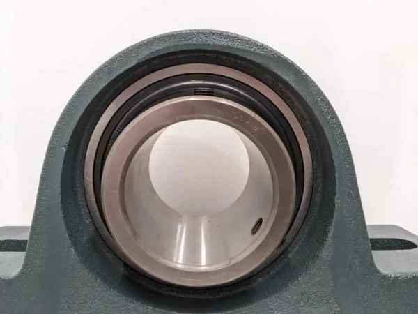 UCPX18, AMI Bearings, Pillow Block Bearing