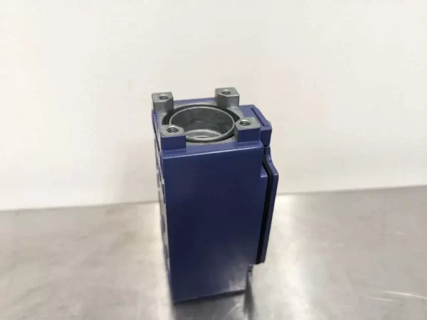 ZCKJD39H7 XCKJ, Telemecanique, Limit Switch Body