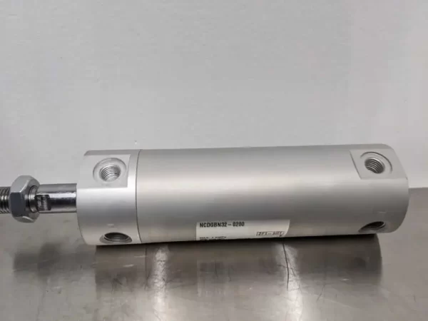 NCDGBN32-0200, SMC, Pneumatic Cylinder