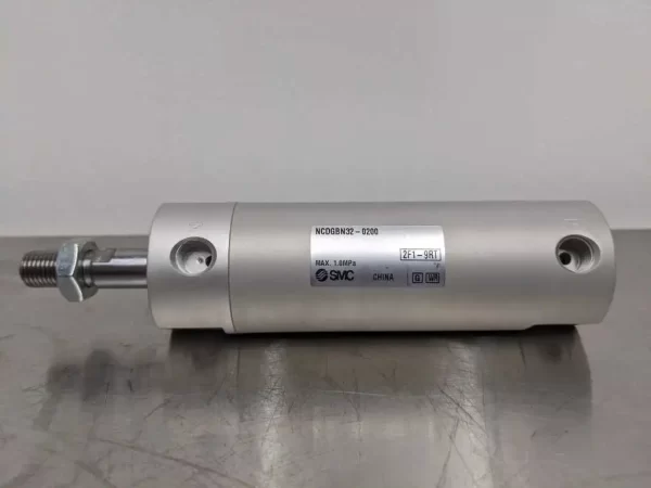 NCDGBN32-0200, SMC, Pneumatic Cylinder