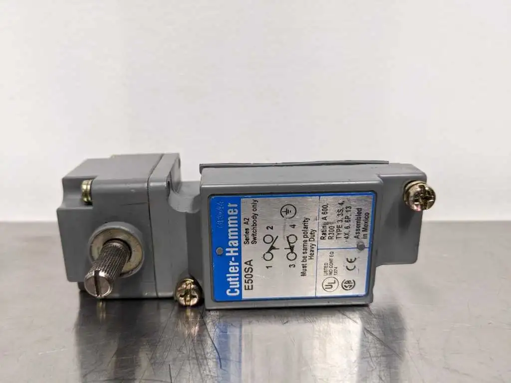 Cutler-Hammer E50SA E50DR1 Switch body only Limit Switch