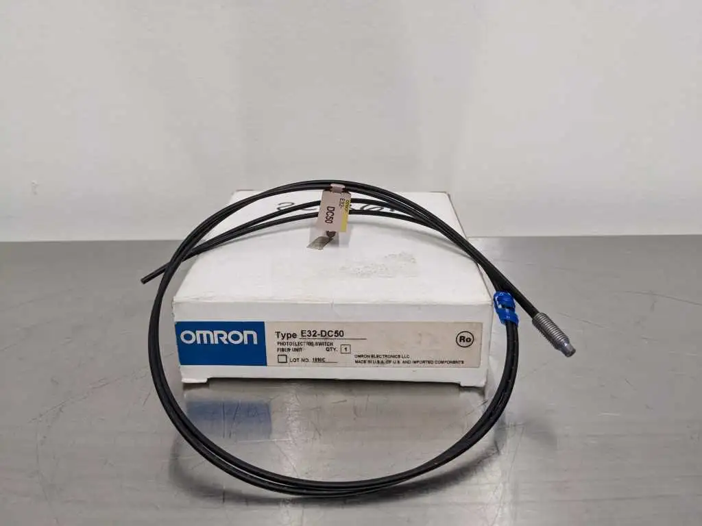 Omron E32-DC50 Photoelectric Switch Fiber Unit New in Box