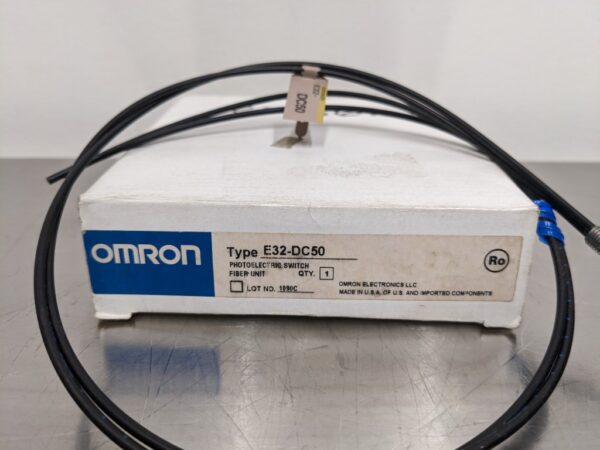 E32-DC50, Omron, Photoelectric Switch Fiber Unit 3586 4 Omron E32 DC50 1