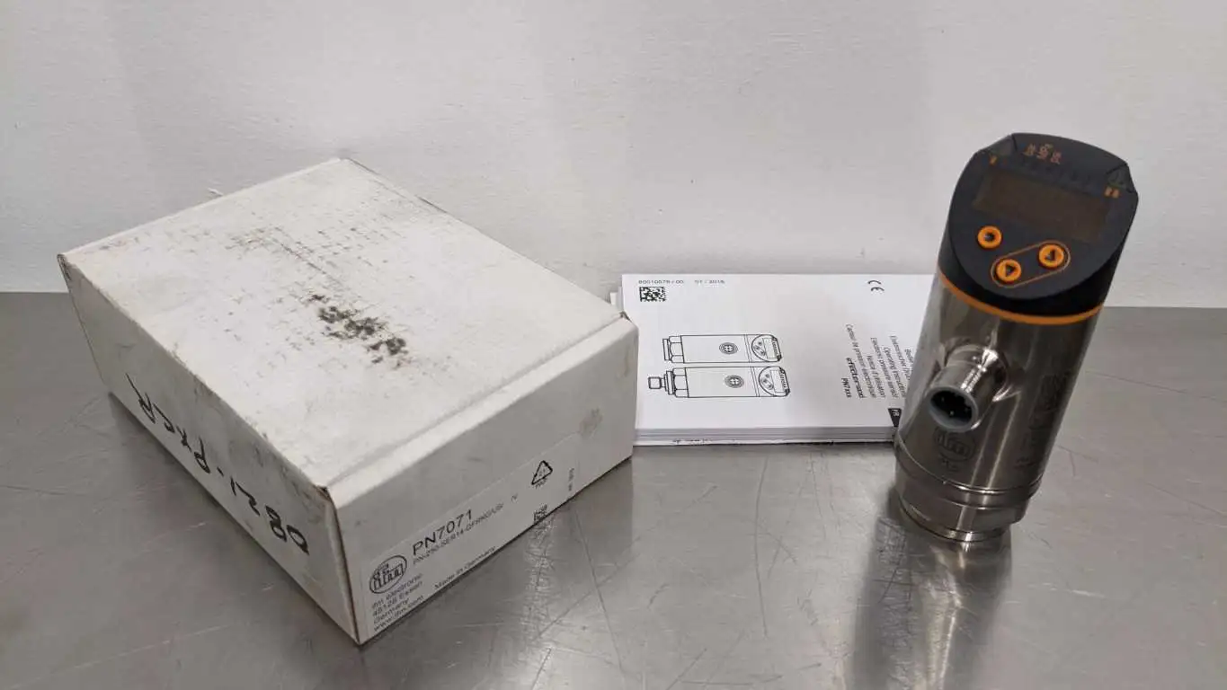 IFM Efector PN7071 Pressure Sensor with Display PN-250-SER14-QFRKG/US/ /V New in Box