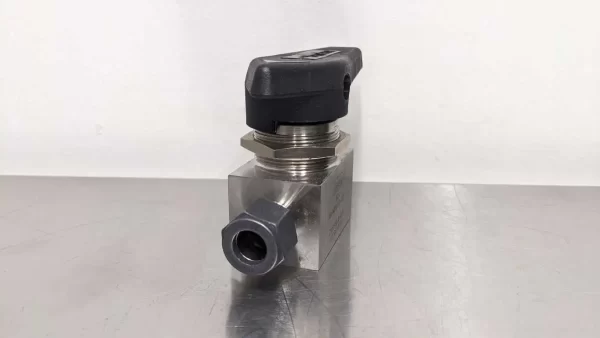 8F-MB8LPFA-SSP, Parker, Stainless Steel MB8 Miniature Ball Valve