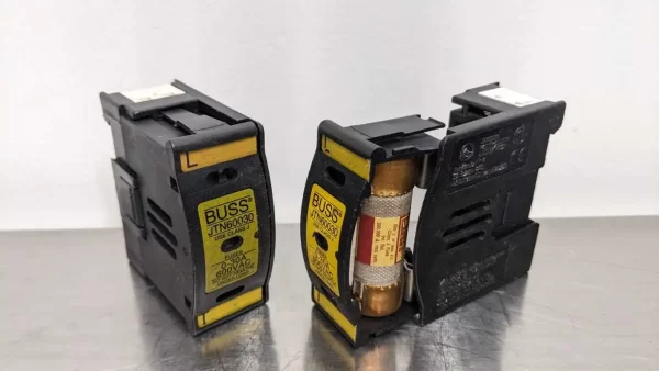 JTN60030, Bussmann, Fuse Block with Limitron JKS-30 Fuses