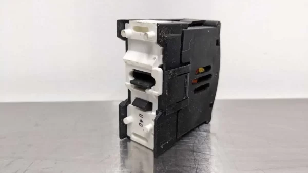 JTN60030, Bussmann, Fuse Block with Amp-Trap AJT3 3A Fuse