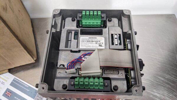 6SL3544-0TB02-1FA0, Siemens, Frequency Converter
