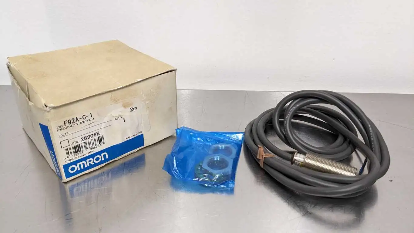 Omron F92A-C-1 Proximity Switch 2m