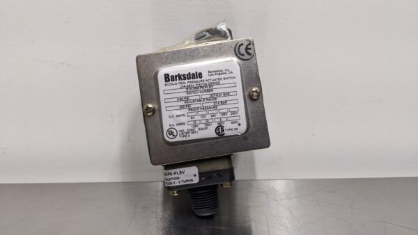 E1H-H90-P6-PLSV, Barksdale, Econ-O-Trol Pressure Actuated Switch 3827 1 Barksdale E1H H90 P6 PLSV 1