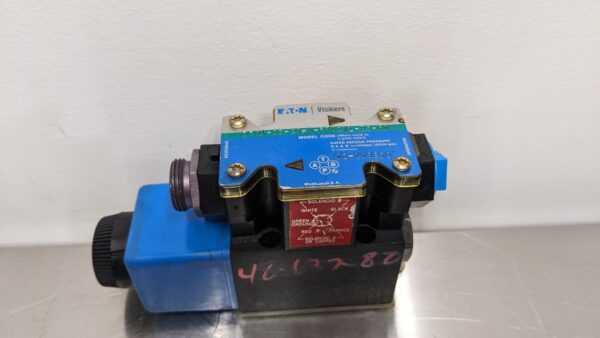 DG4V-3S-2A-M-FPA3WL-B5-60, Vickers, Directional Control Valve 3833 1 Vickers DG4V 3S 2A M FPA3WL B5 60 1