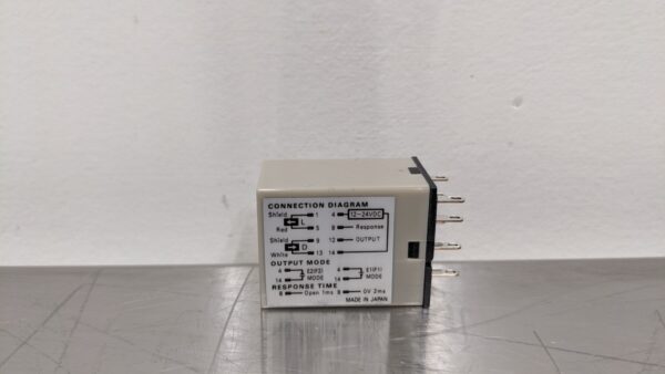 E3C-GE4, Omron, Photoelectric Switch Amplifier
