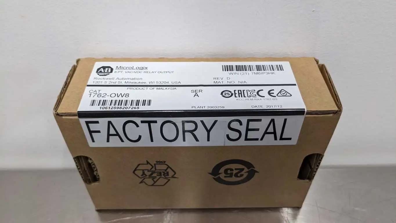 Allen-Bradley 1762-OW8 Relay Output Ser A Rev D 8 Point VAC/VDC MicroLogix Factory Sealed